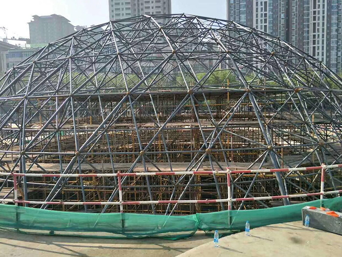 吴忠球形网架钢结构施工